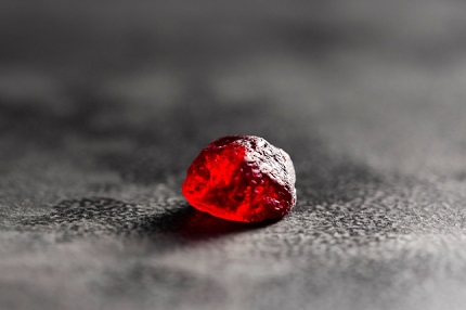 Rose of Mozambique rough 12.24ct